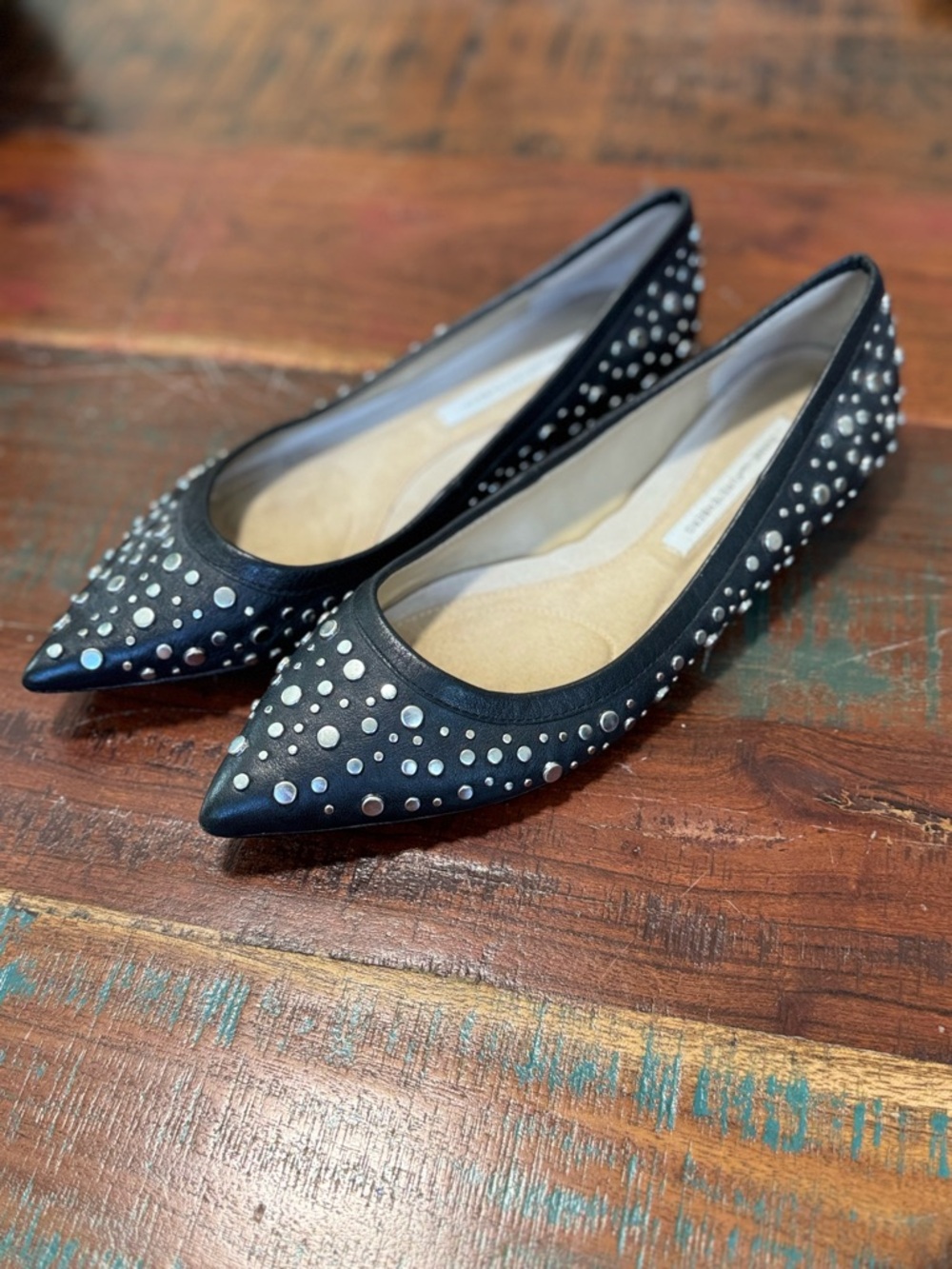 Diane Von Furstenberg Alina Silver Studded Pumps Pointed Toe Size 9 1/2